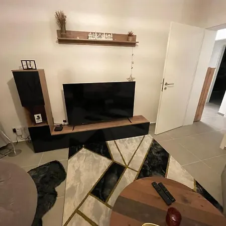 Paris3 *